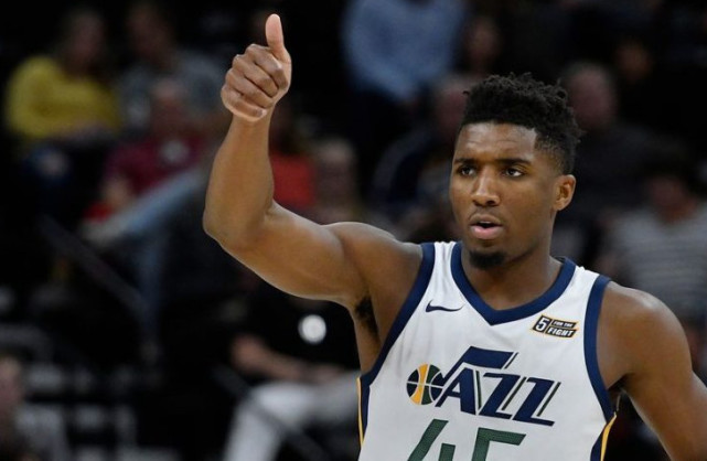 在签字费与 在签字费与